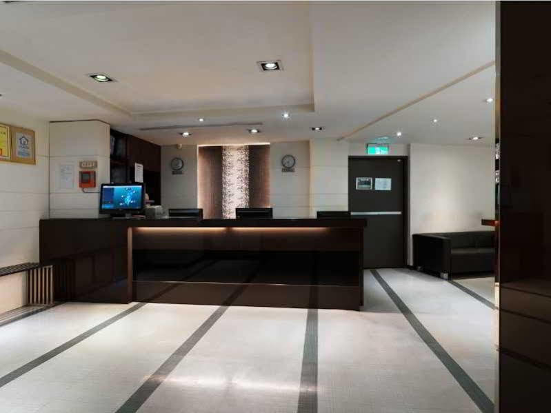 New World Hotel Тайбэй Экстерьер фото